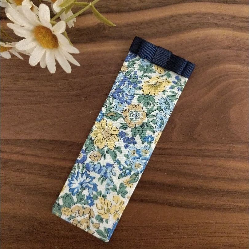 しおり　ブックマーカー❁ハニーデュー　リバティプリント使用　ハンドメイド
