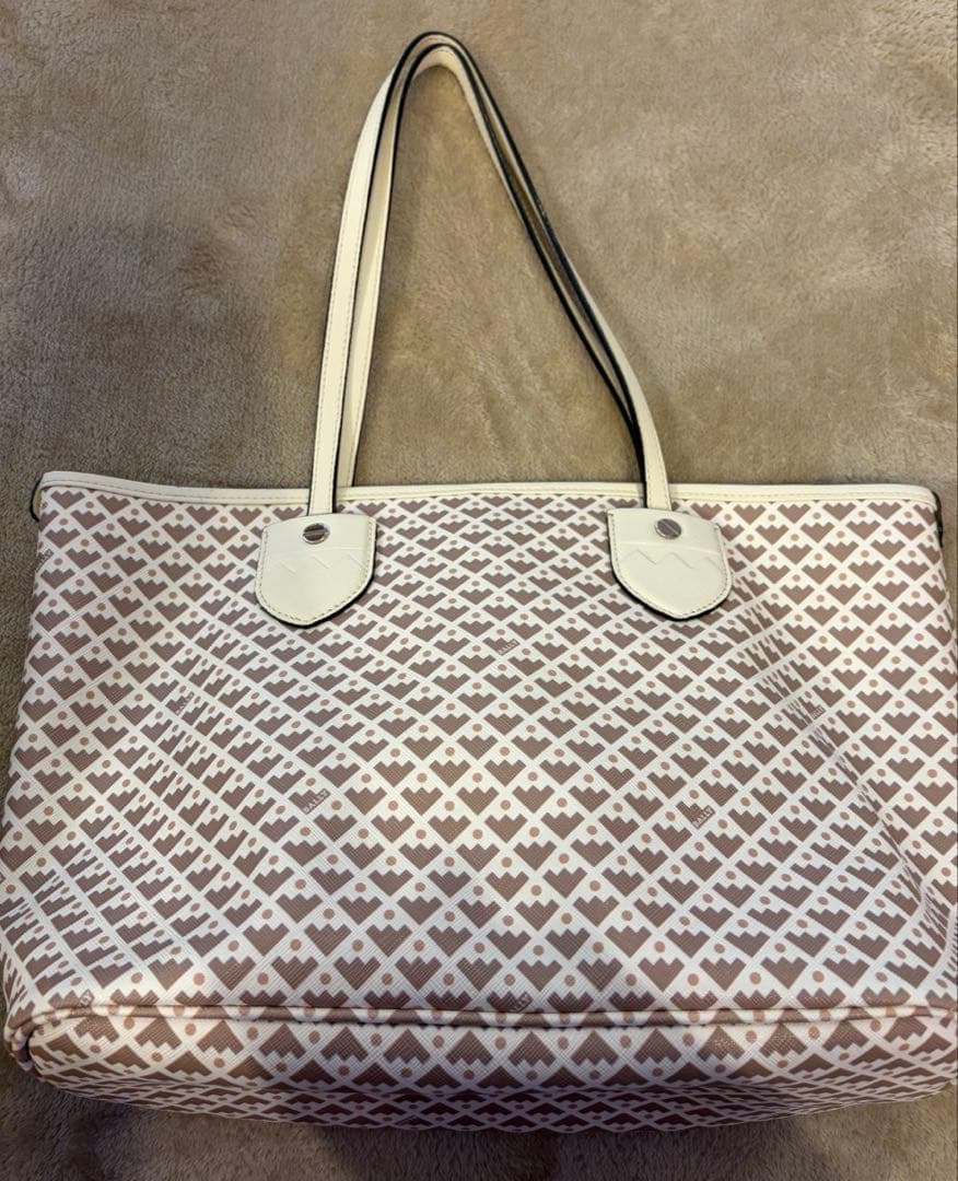 トートバッグ BALLY バリー ベルニナ　レザー ホワイト