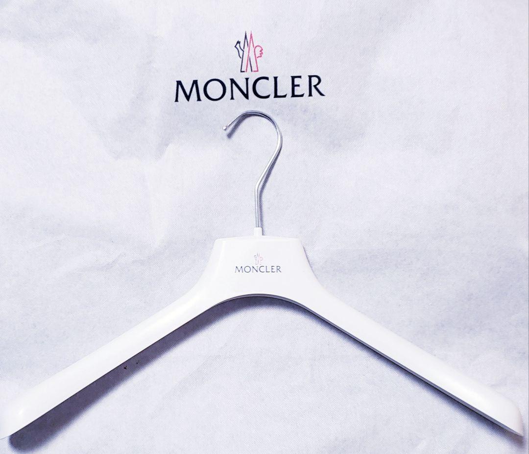 ＊くるみ＊　モンクレール　ブルゾン ジャンパー　MONCLERハンガー付
