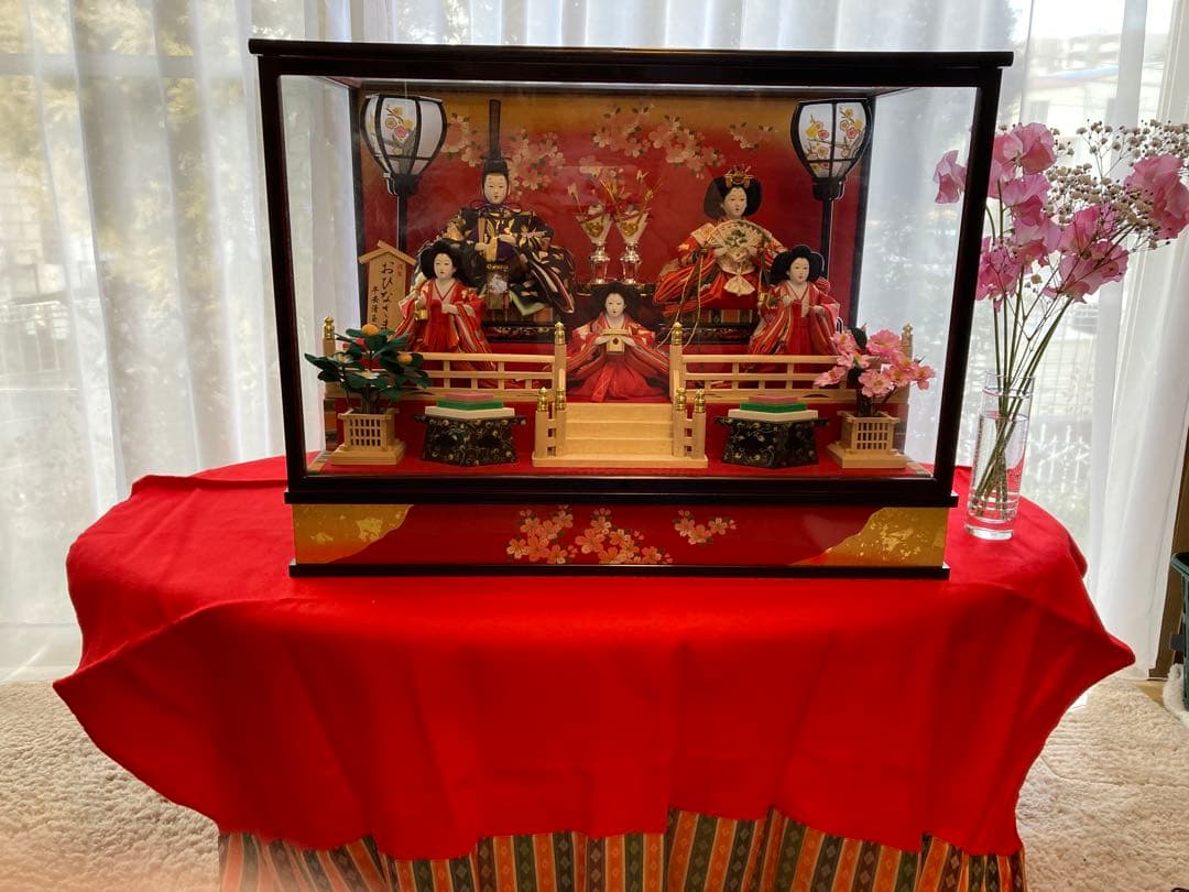 雛人形　ガラスケース