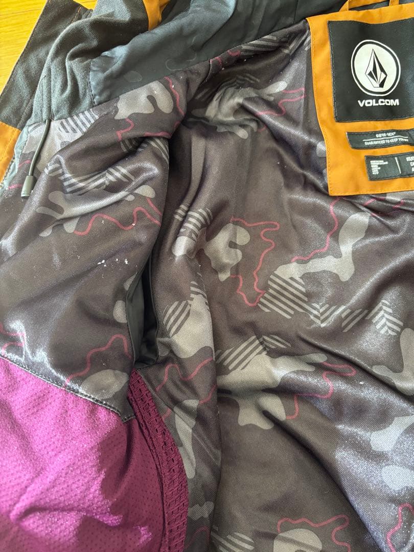 VOLCOM ゴアテックス スノーボードウェア