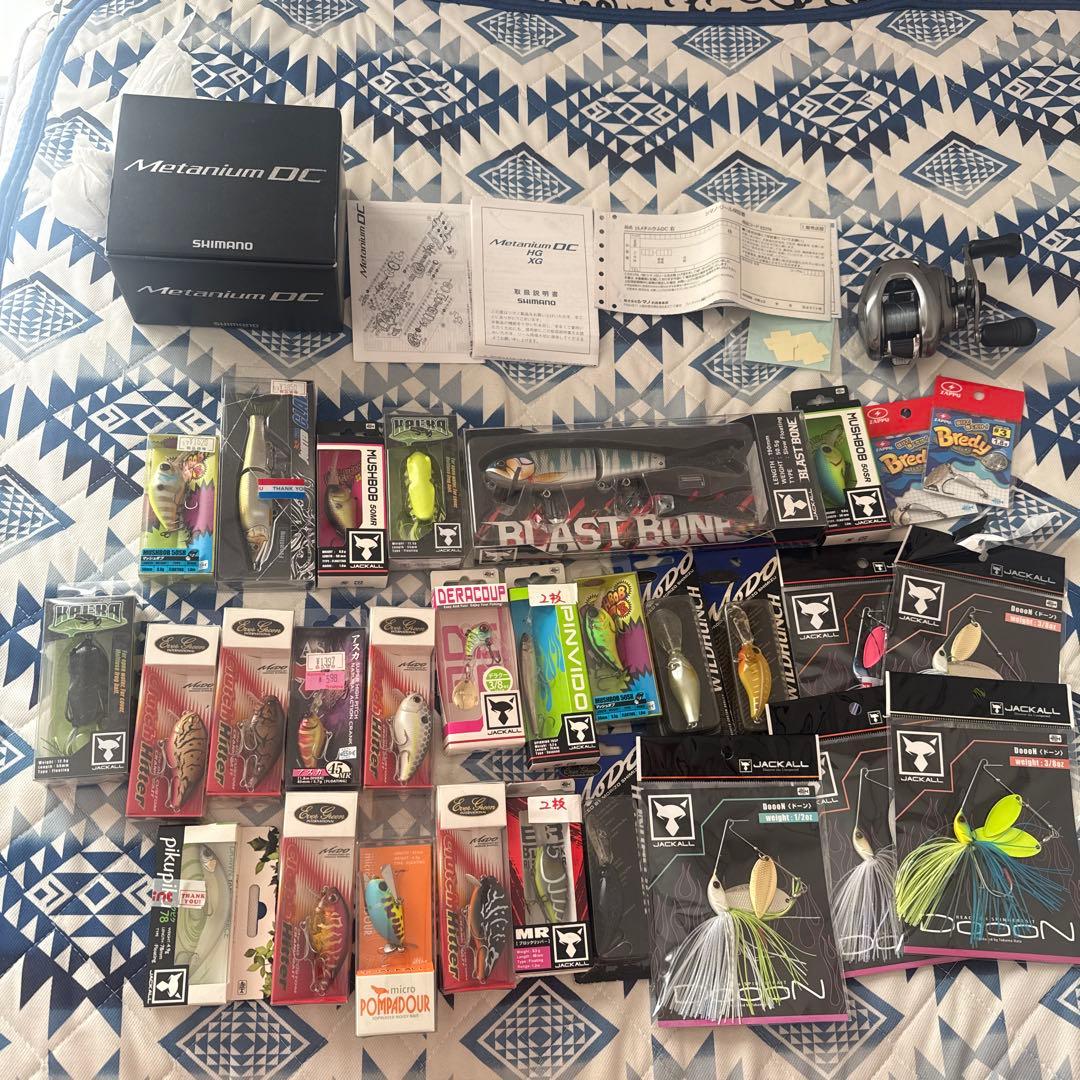 バス釣り引退セット　15メタニウムDC、18ポイズンアドレナ