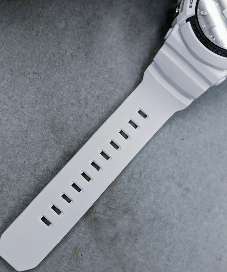 【ソーラー電波】カシオ　G-SHOCK　ビッグケース　GAW-100B