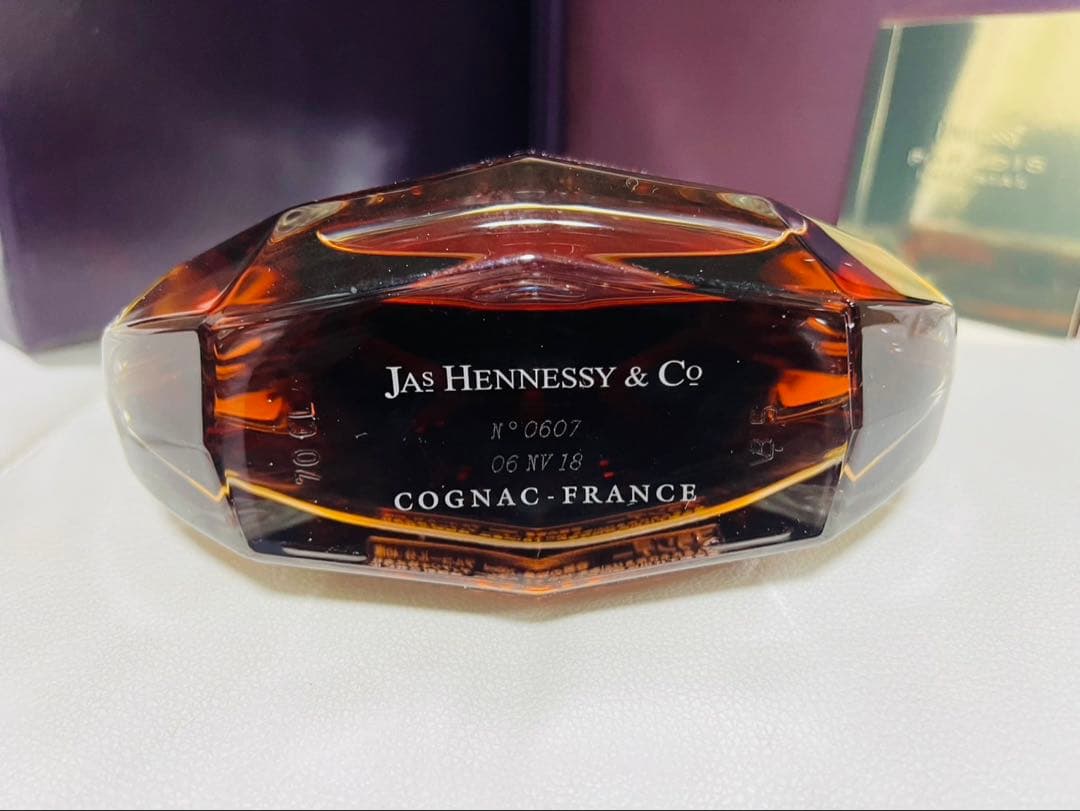 ヘネシー パラディ　アンペリアル　クリスタルボトル 冊子・化粧箱・外箱付！正規品