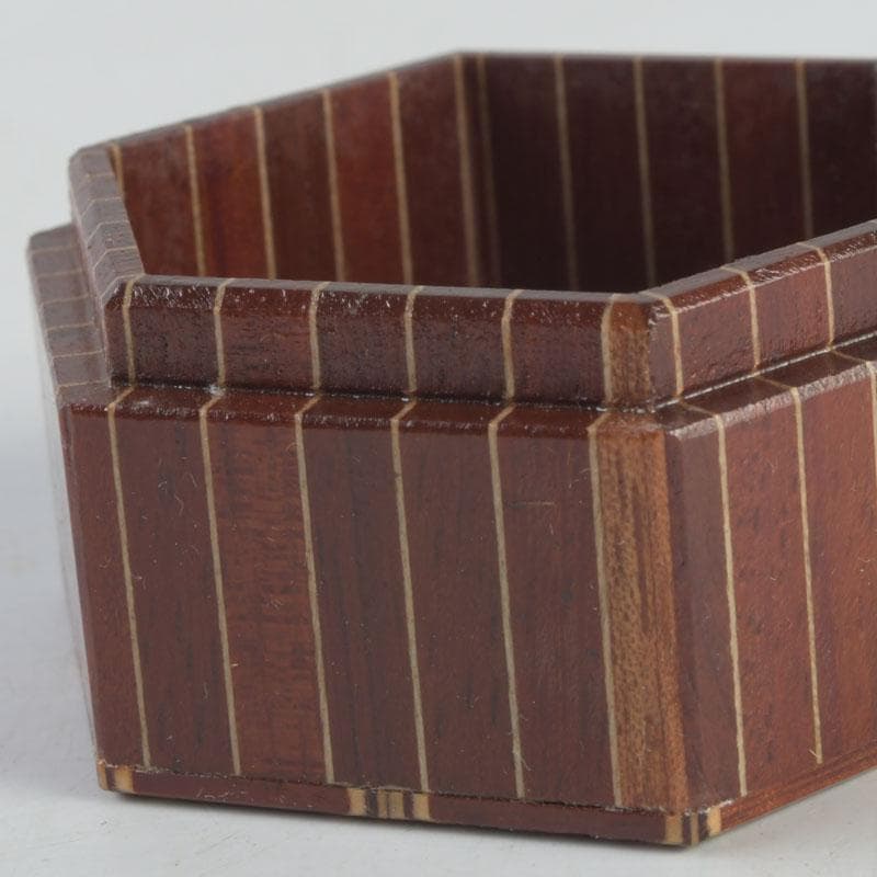 茶道具　鷹の巣　箱根寄木細工　六角香合　箱付　V　9703