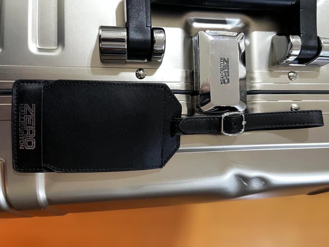 ZERO HALLIBURTON ゴールド アルミキャリーケース 4輪