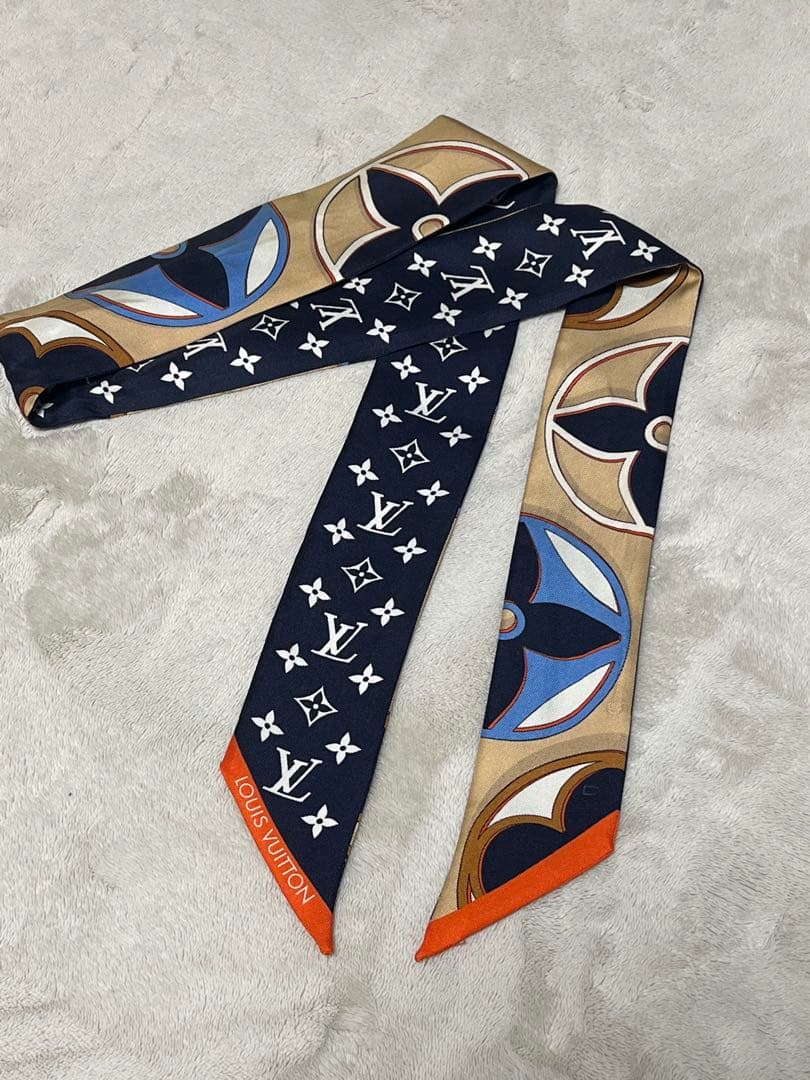 Louis Vuitton シルクスカーフ モノグラム