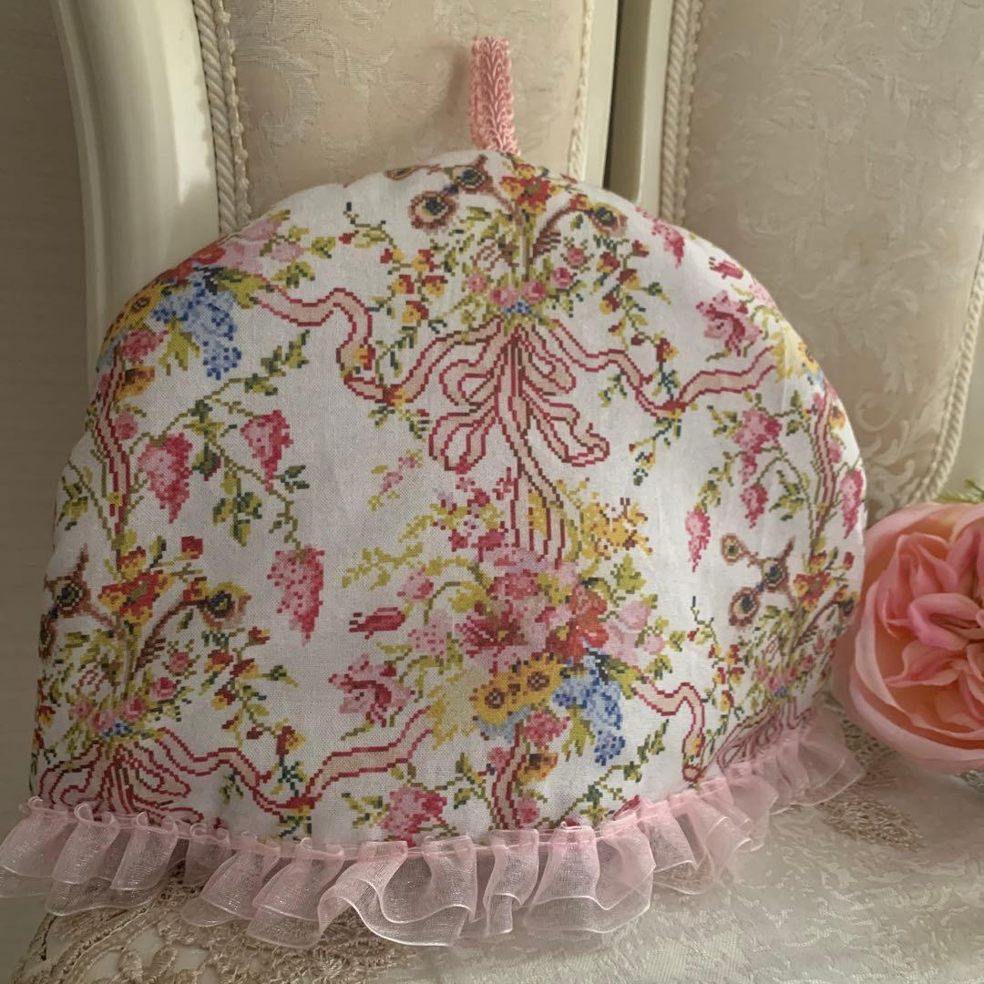 王妃の寝室柄のティータイムセット　ティッシュケース　扇子