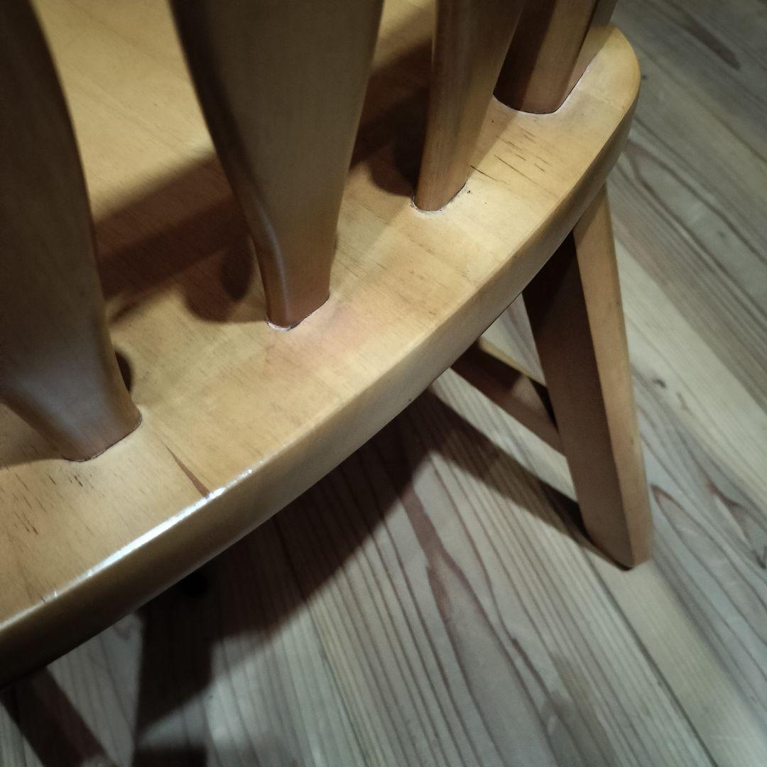 コンパクトなダイニングチェア　ウィンザーチェア　天然木