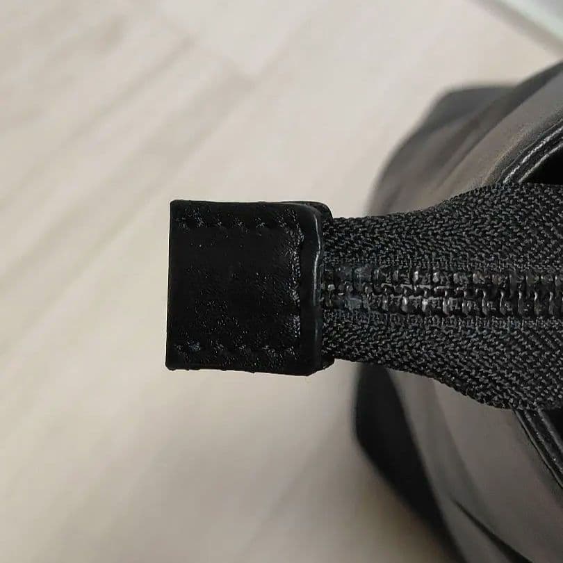 ユナイテッドアローズ　ブラック　レザートートバッグ