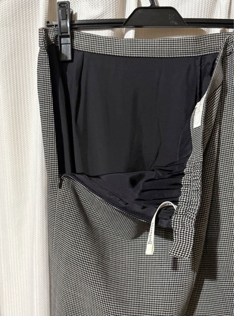 大きいサイズBurberry ウール100%ひざ丈スカートバーバリー