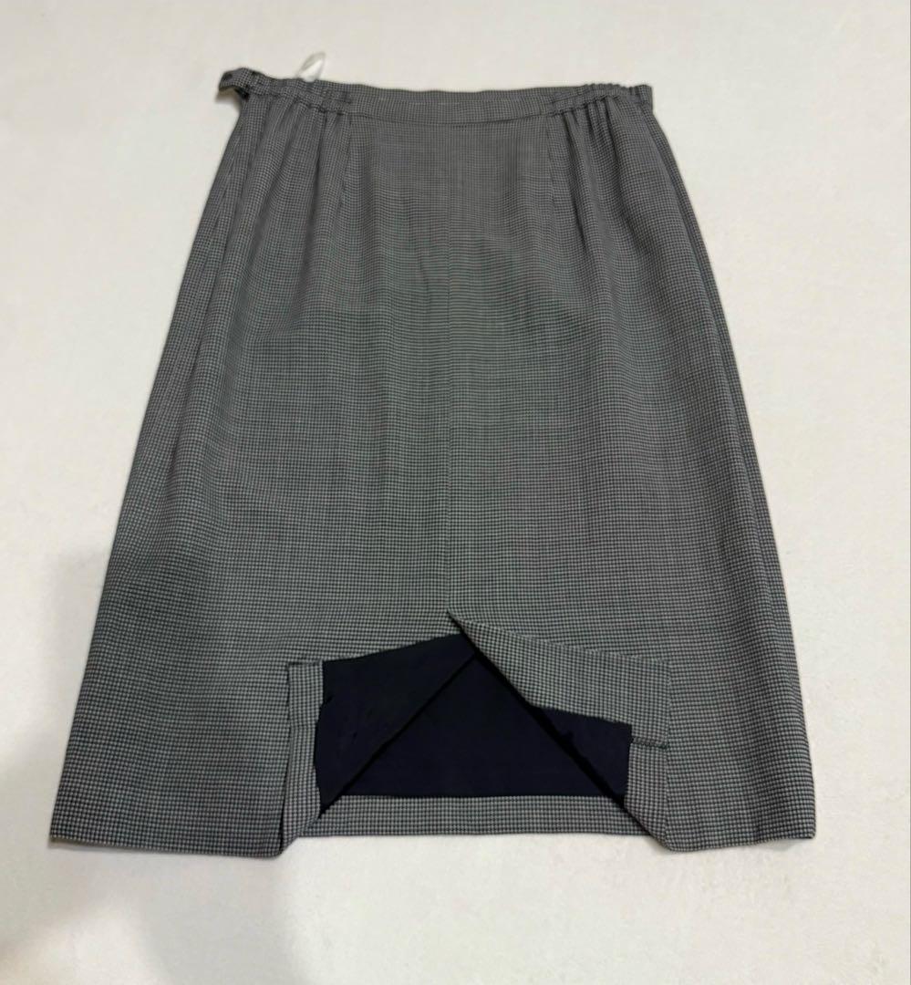 大きいサイズBurberry ウール100%ひざ丈スカートバーバリー