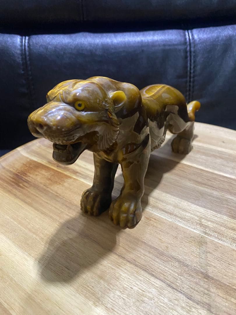 タイガーアイ石 虎の置物 約23cm