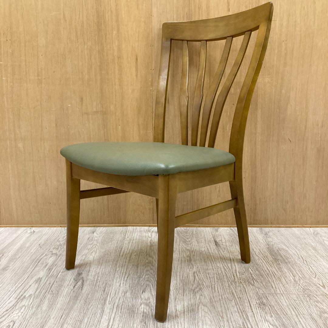 【カリモク】ダイニングチェア　椅子　食卓　B