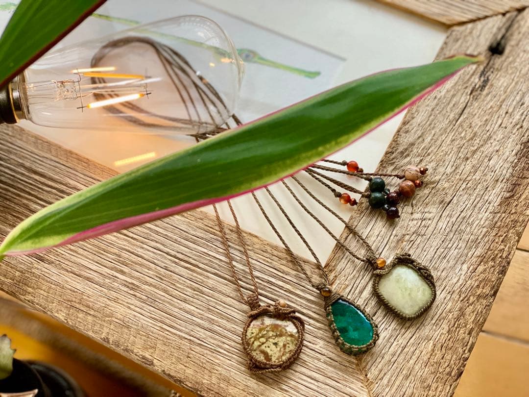 天然石マクラメネックレス/日々のお守りアクセサリー