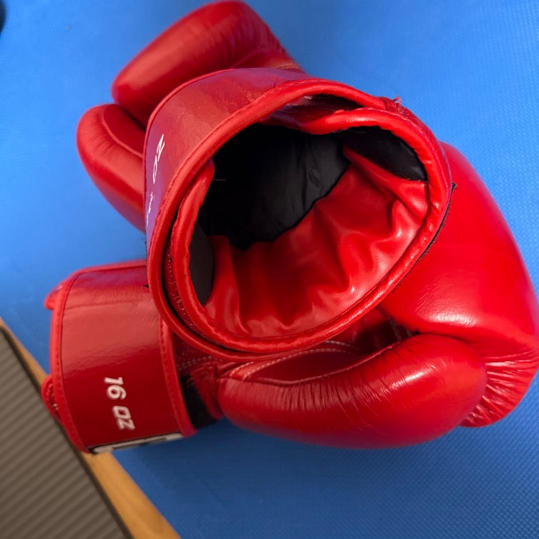 K-1 ボクシンググローブ 16oz 赤