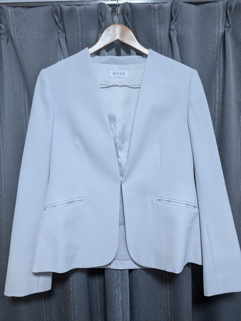 PLST プラステ　ライトグレーセットアップ