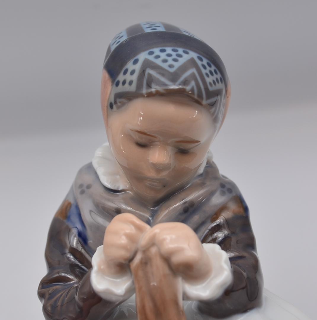 編み物をするアマー島の少女　＃1314　No.4　★ロイヤルコペン　ご成約済み