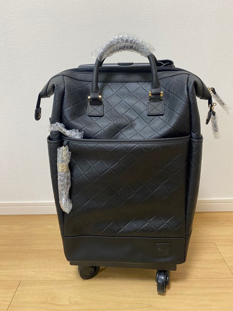 Swany スワニー キャリー ストッパー付 ダイヤキルト 美品