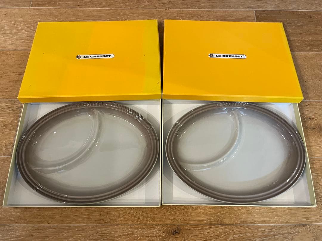 新品未使用　LE CREUSET グレー 皿 マルチオーバルプレート　2枚セット