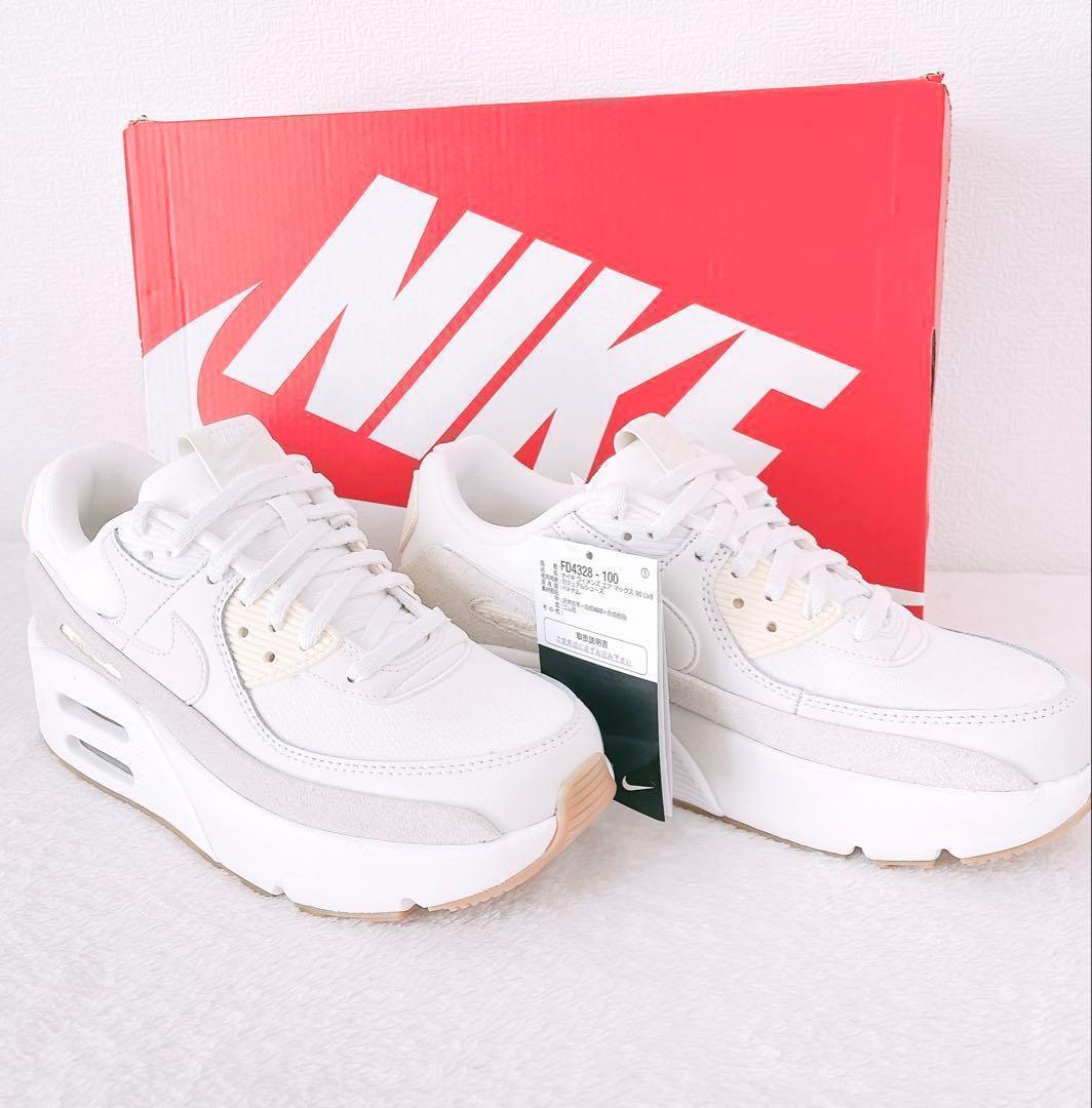 新品未使用❣️ ナイキ エア マックス 90 LV8 ホワイト スニーカー★