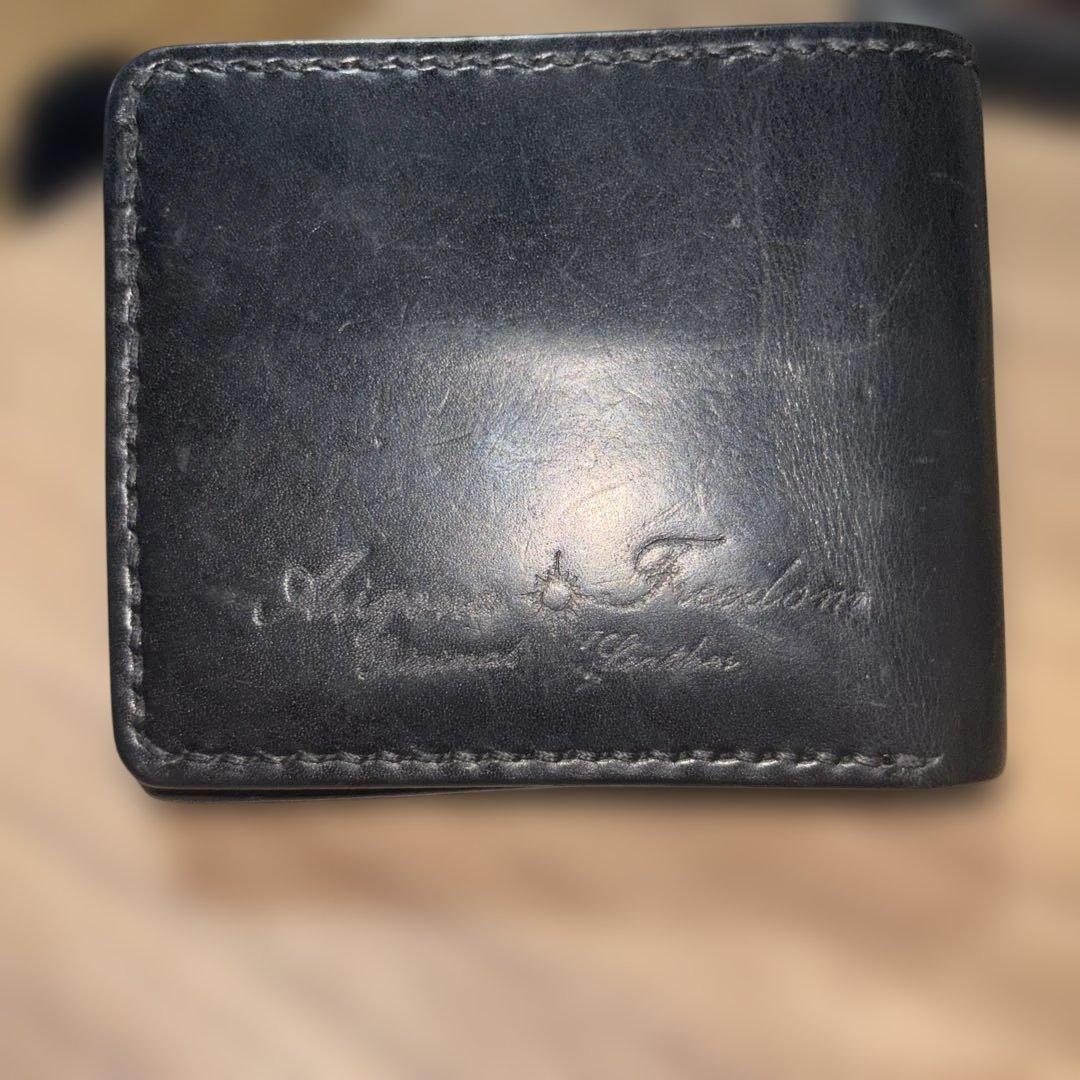 アリゾナフリーダム　二つ折り財布　黒