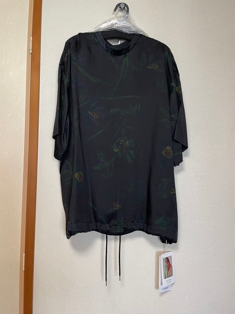 near nippon ボタニカルプリントオーバーTシャツ（ブラウス）