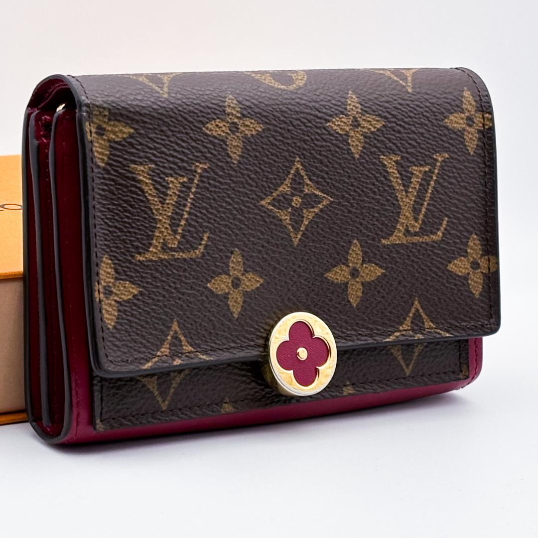 みぃ ルイヴィトン ポルトフォイユ フロール コンパクトフューシャ