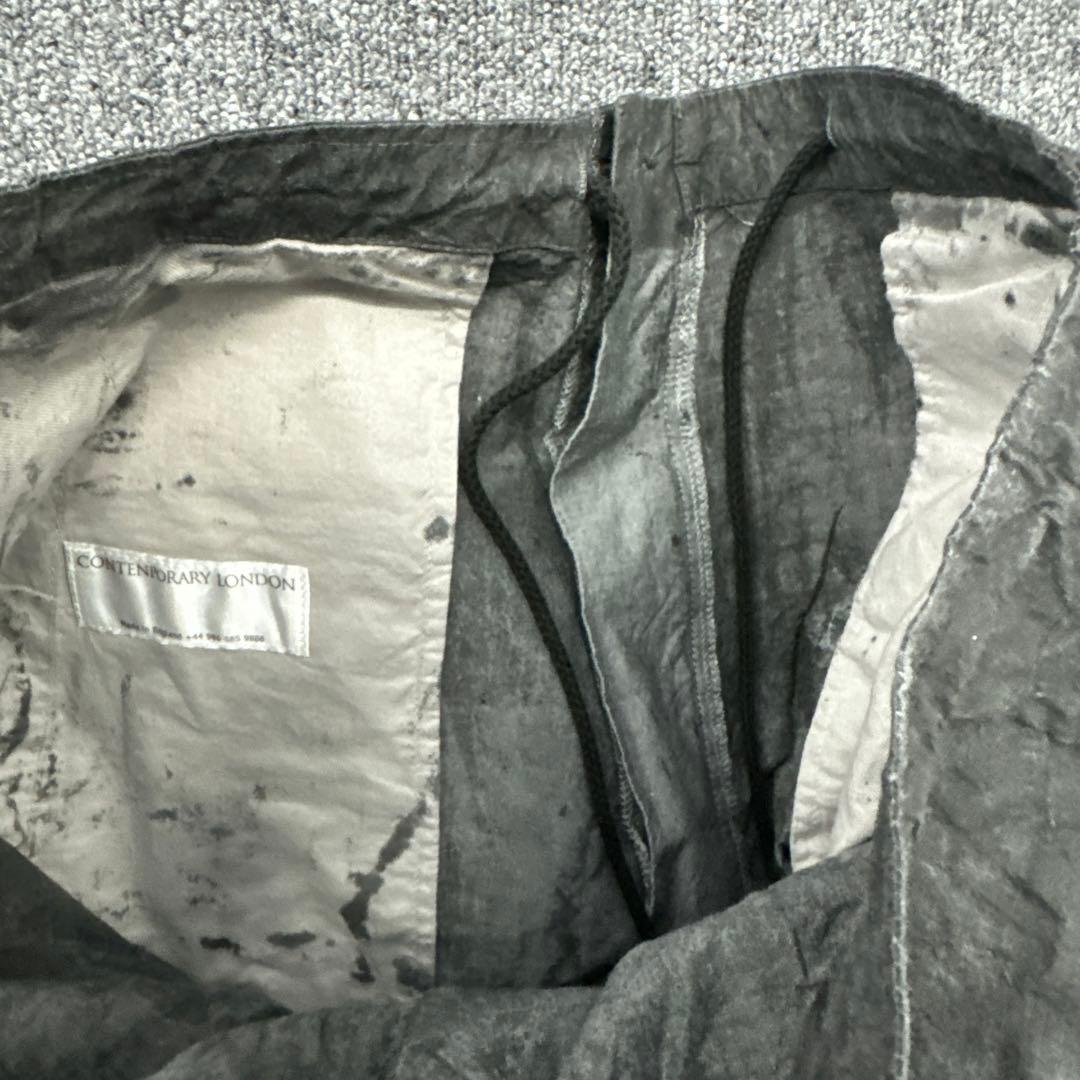 419　コンテンポラリーロンドン　ジッパーポケット付き黒パンツ