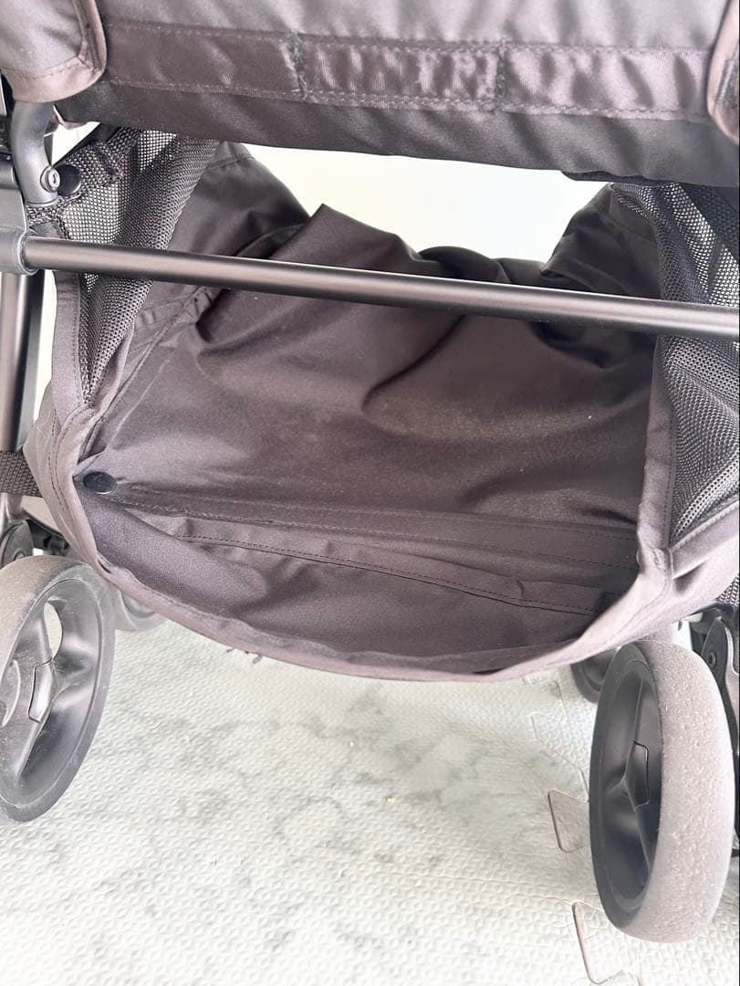 Aprica カルーンエアーメッシュAB　ベビーカー