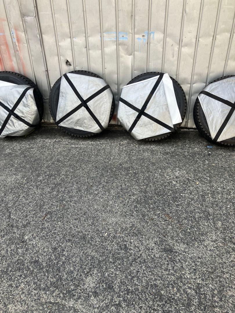 205/70R16 スタッドレス　2014年製　４本セット