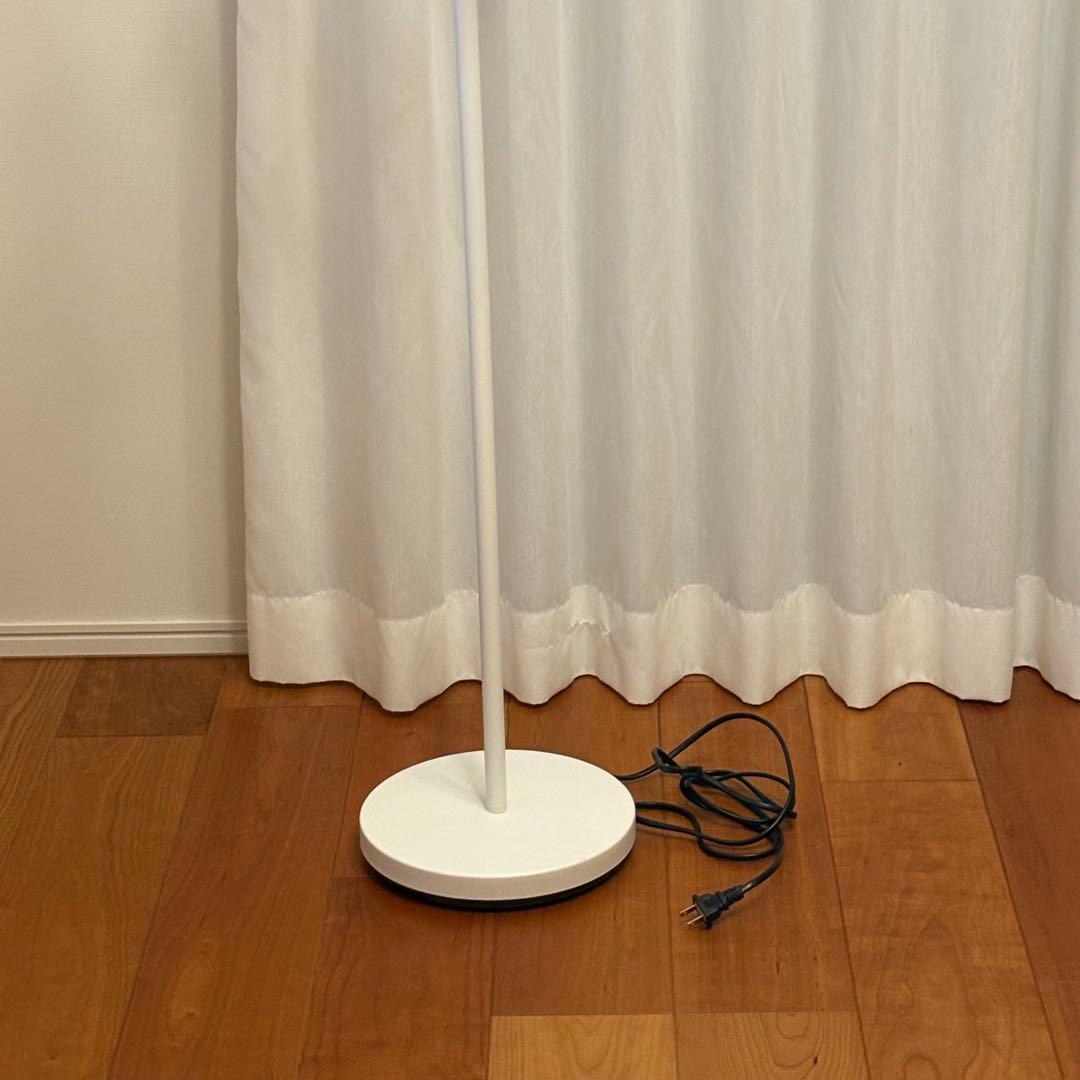 共同照明 フロアスタンド ランプ フロアライト スタンドライト ホワイト　3灯