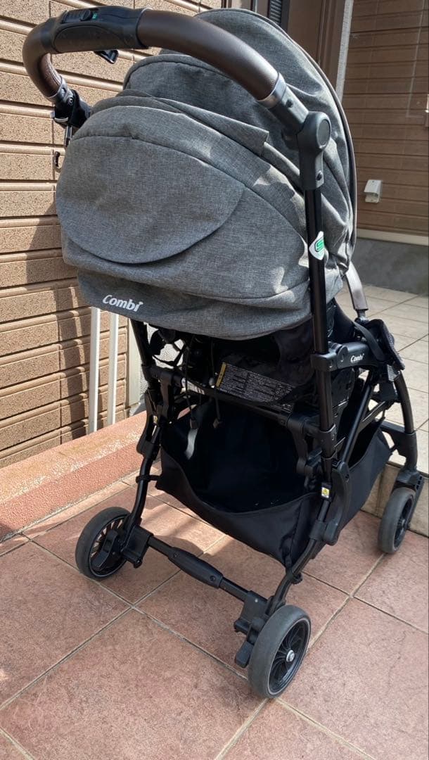 Combi 折りたたみ式ベビーカー コンビ ホワイトレーベル スゴカル
