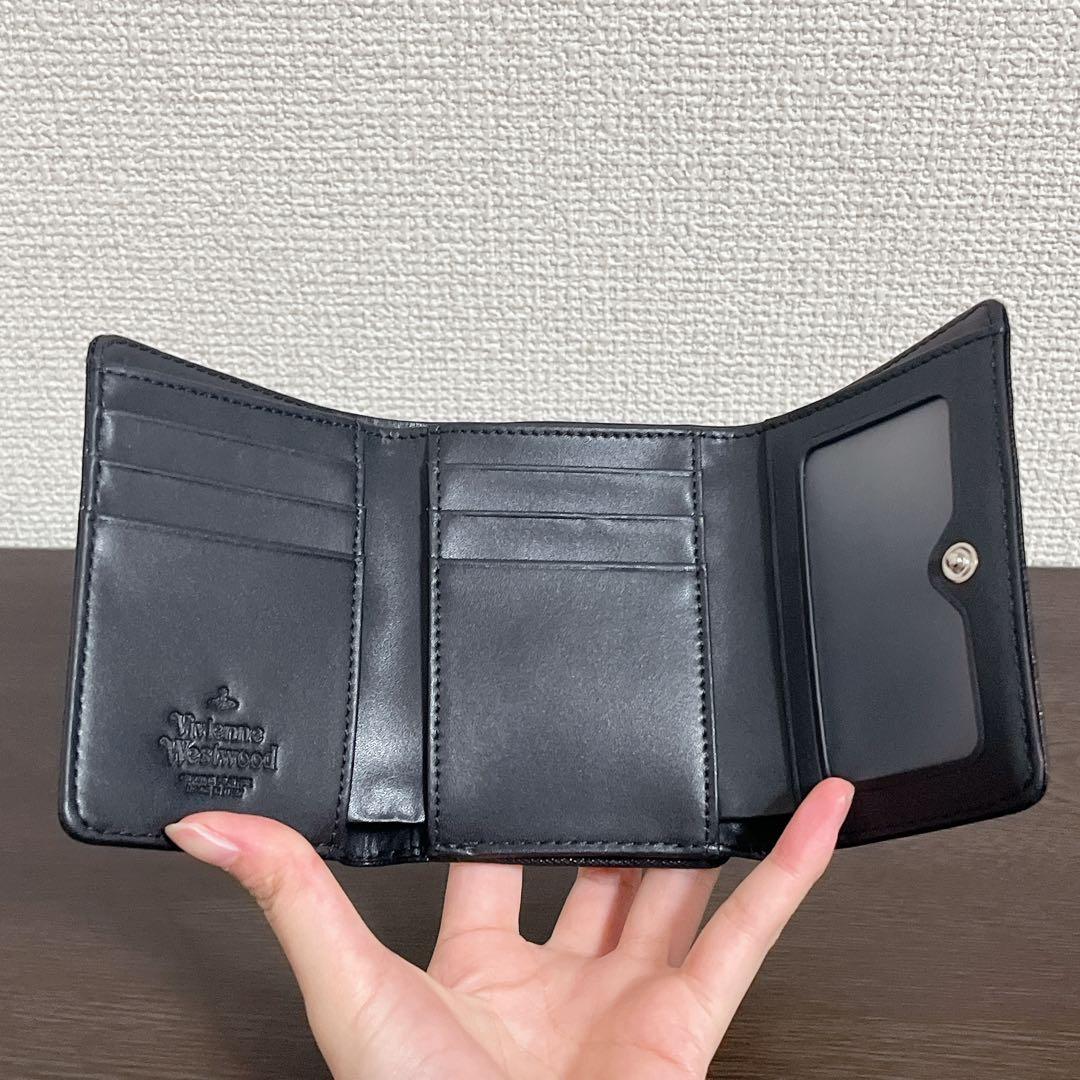 VivienneWestwood ミニ財布　ブラック　シルバー　三つ折り財布