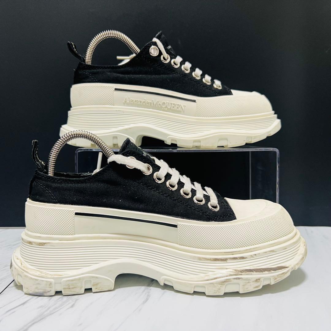 美品 アレキサンダーマックイーン トレッドスリック 厚底 22.5相当 黒白