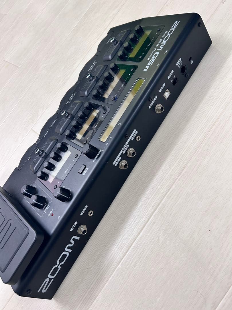 ヤ*ン様 Zoom G5n ギター　マルチエフェクター キャリングケース付き