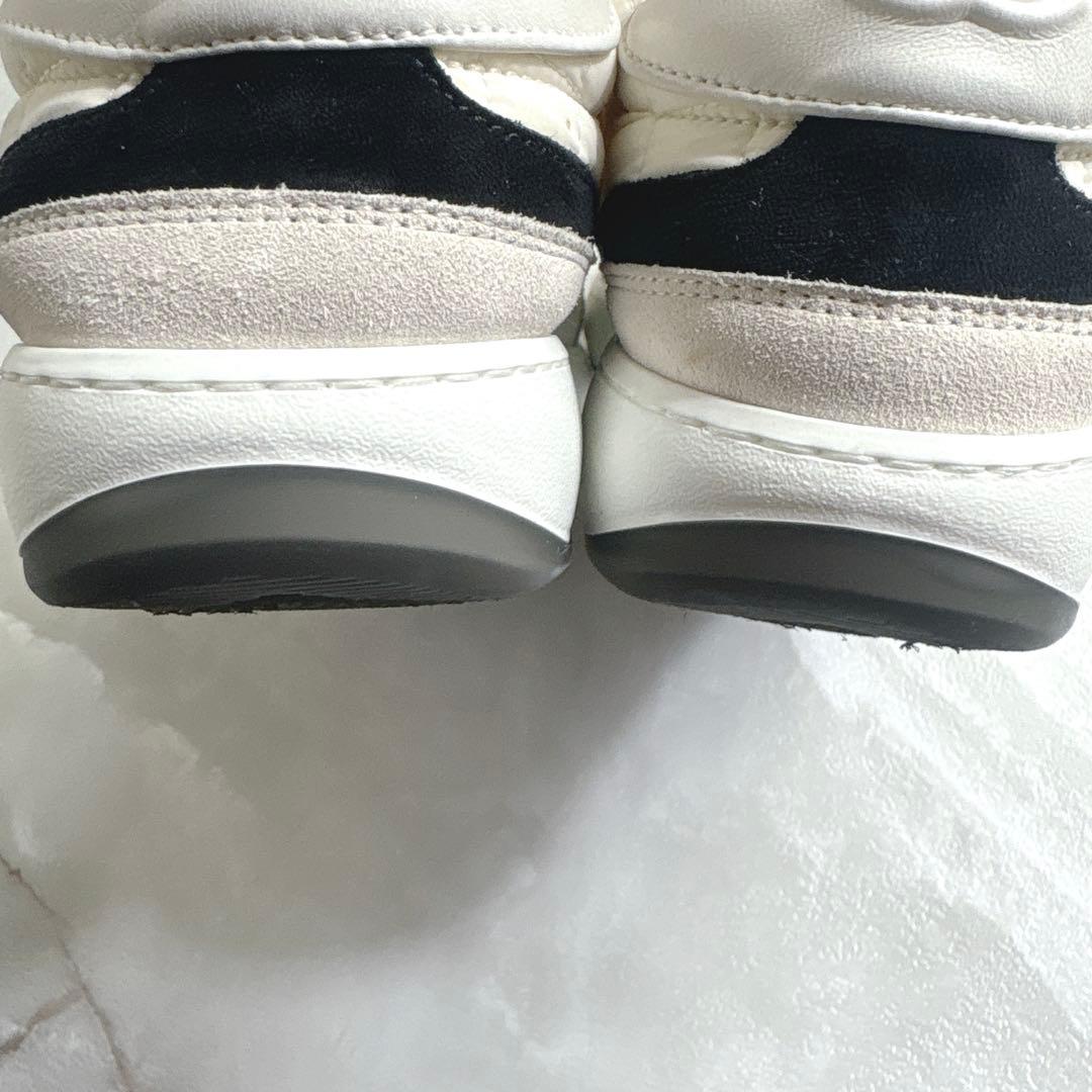 シャネル　CHANEL G39802 スニーカー　ホワイト　ブラック　38