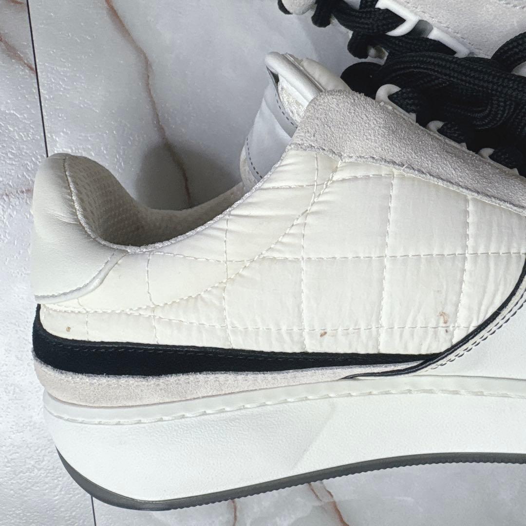 シャネル　CHANEL G39802 スニーカー　ホワイト　ブラック　38