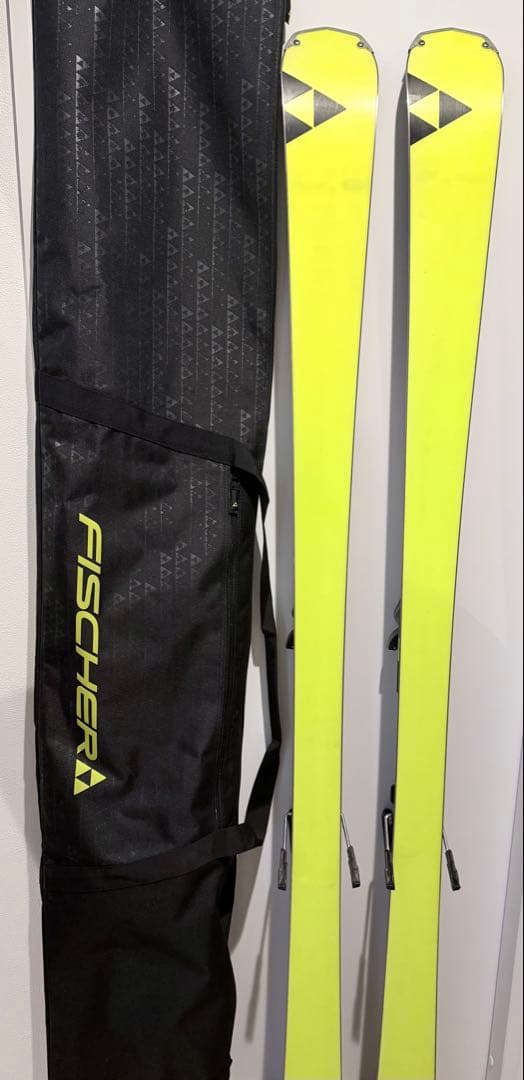 フィッシャー FISCHER RC4 CURV ザ・カーブ　スキー板