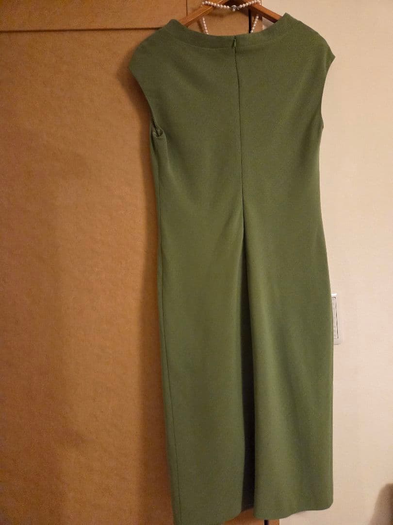 【おまとめ】ピンクタイトスカートとMAXMARA グリーンワンピース