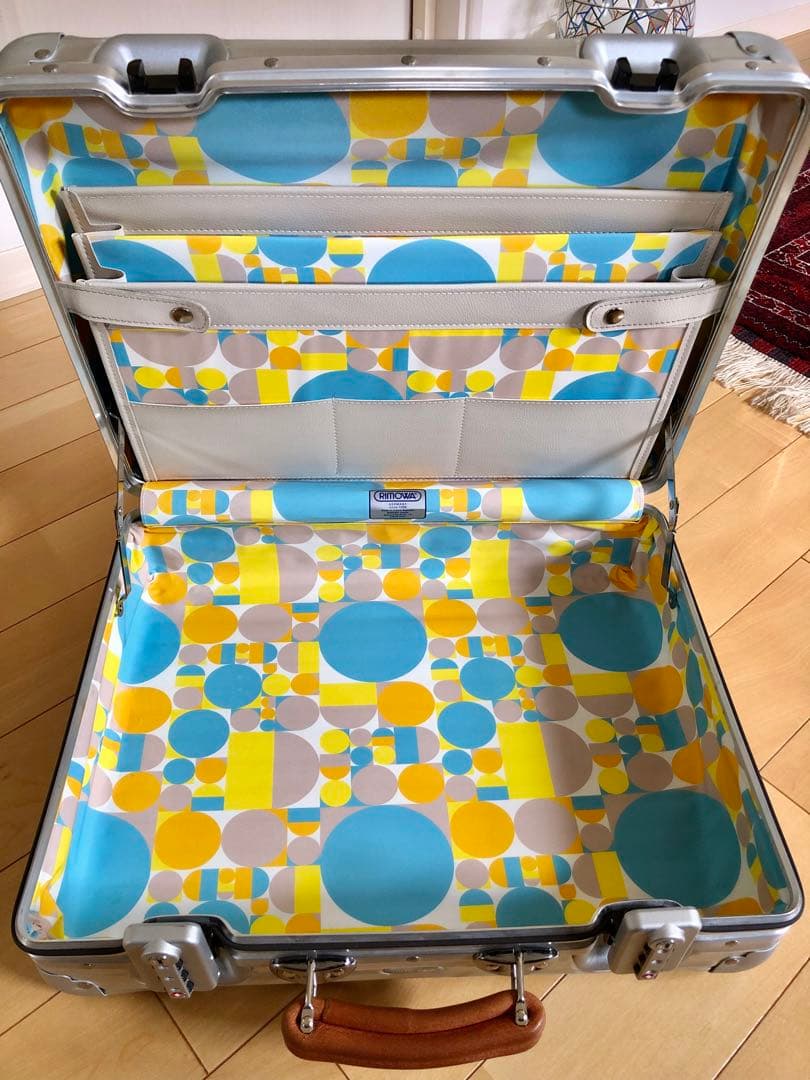 希少 RIMOWA アタッシュケース 35周年記念 グルーヴィジョンズ監修モデル