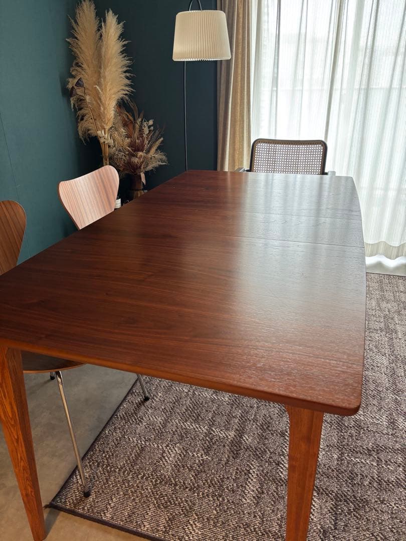 Ohira【ACME】BROOKS DINING TABLE