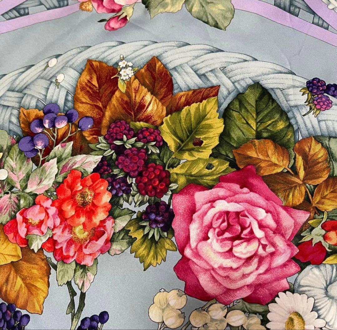 GUCCI グッチ　シルク　スカーフ　ストール　花模様　ビンテージ