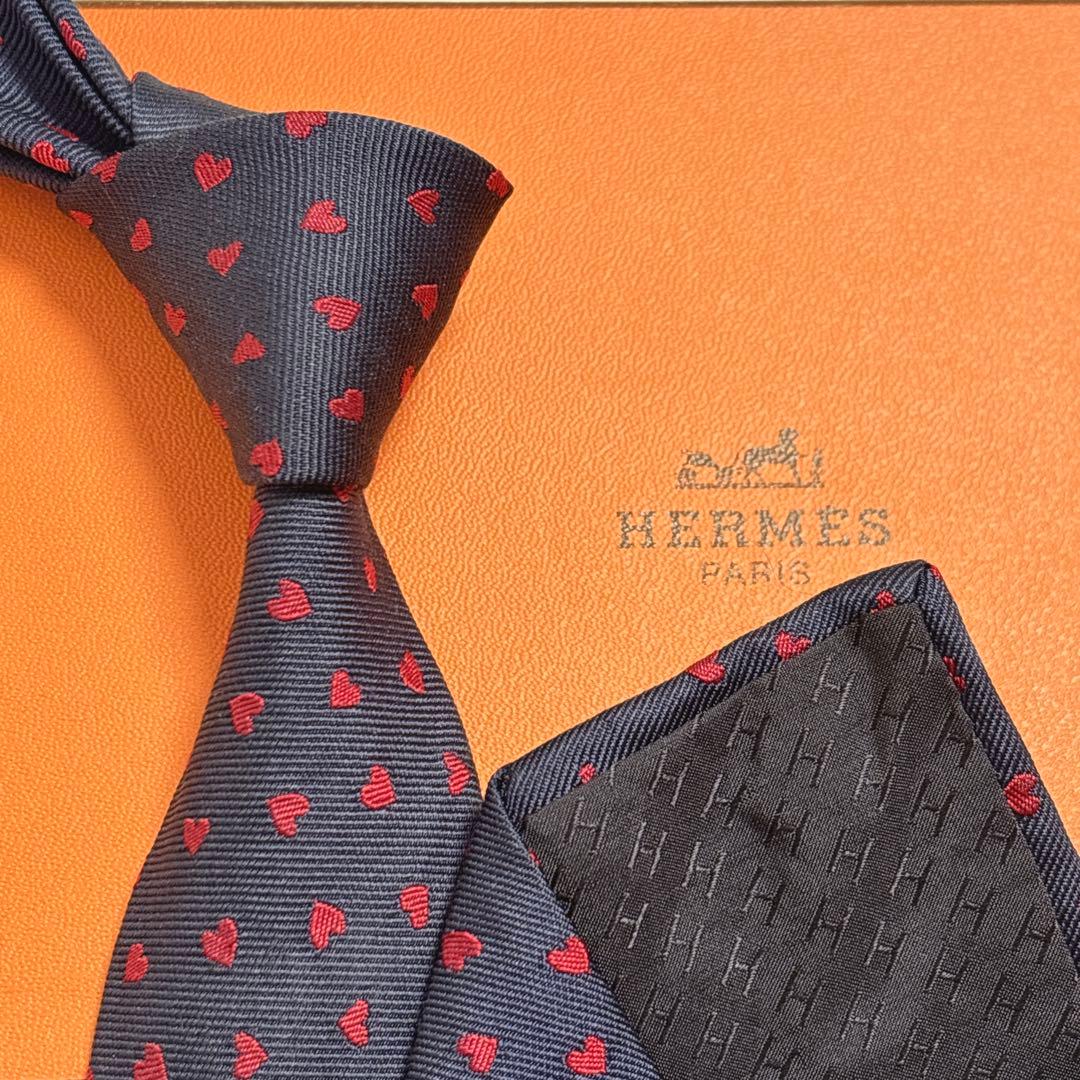 エルメス ネクタイ シルク ハート柄 339317T 現行モデル 刺繍 ネイビー