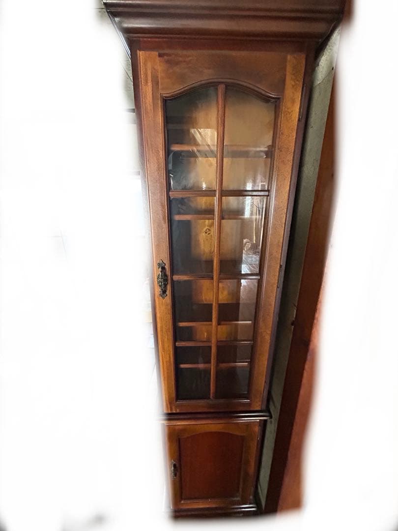 【最終値下げ】カリモクコロニアル食器棚　残り1週間で販売中止