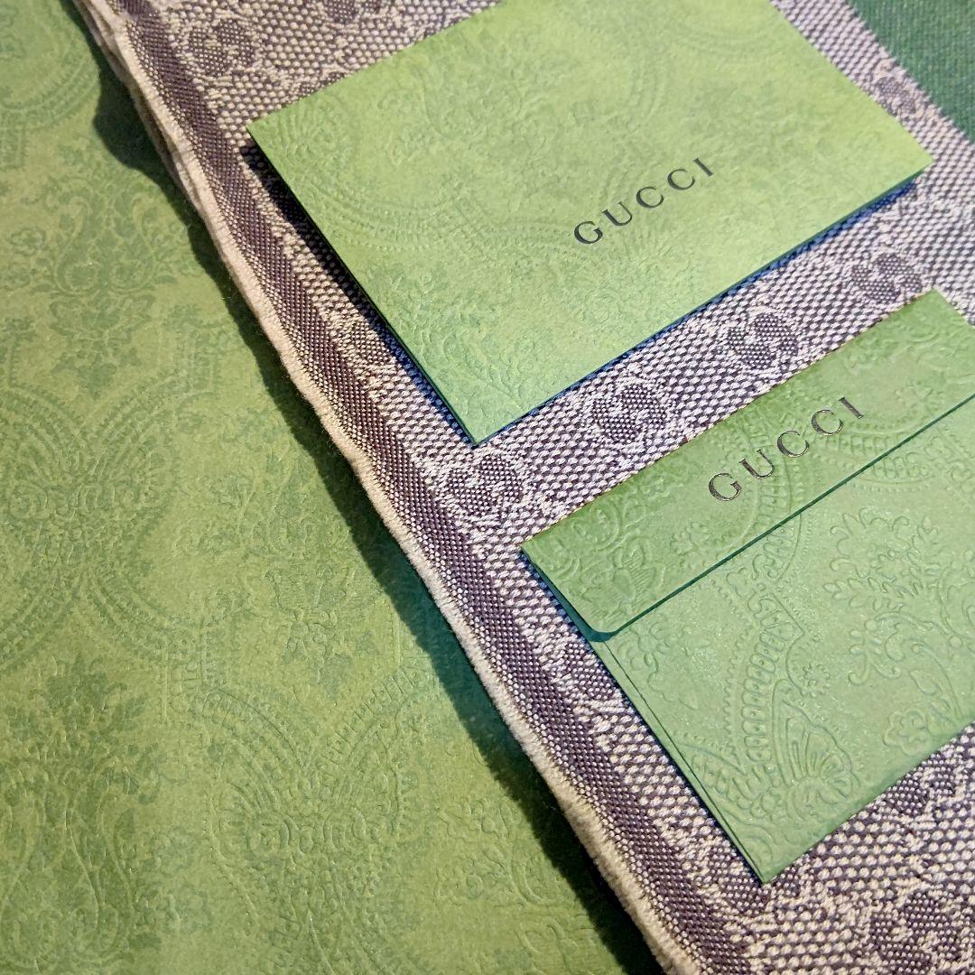 ❤新品箱袋付き❤GUCCI マフラー ショール ストールスカーフ　Ｃロナウド愛用