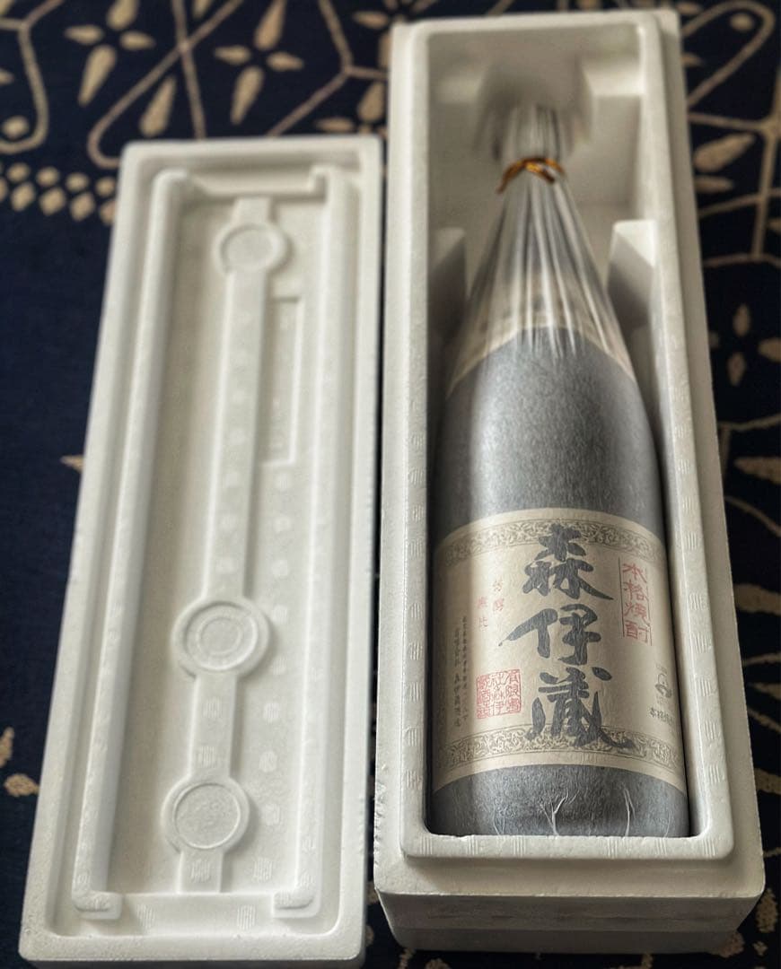 森伊蔵 1800ml 未開封 冷暗所保管 年末年始に