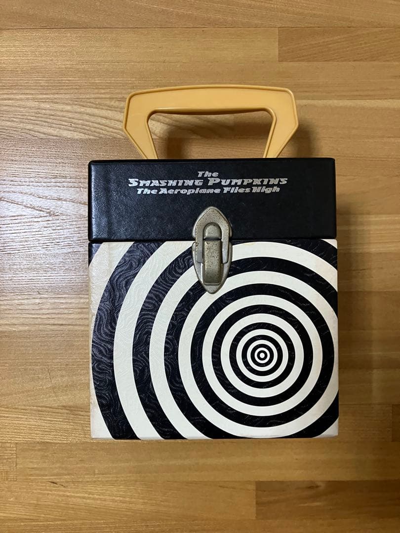 廃盤　スマパン　The Aeroplane Flies High [Box]