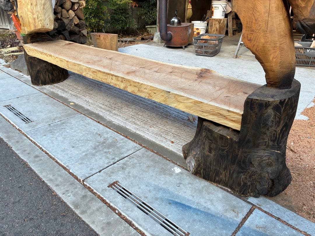 埼玉県秩父郡より　ハンドメイドアートベンチ 馬の頭部付き 木製　午年　競馬場