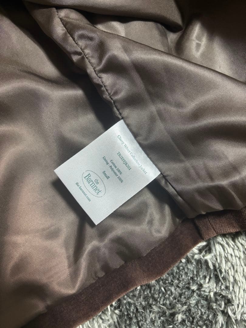 ジャケット・アウター the Barneet ClassyVelvetCollarlessJacket